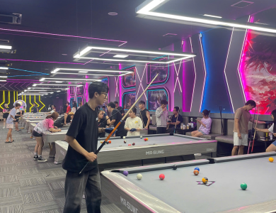 Hướng Dẫn Chơi Bida Lỗ Cho Người Mới Bắt Đầu – Cách Cầm Cơ, Nhắm Bi Và Ra Cơ Chuẩn